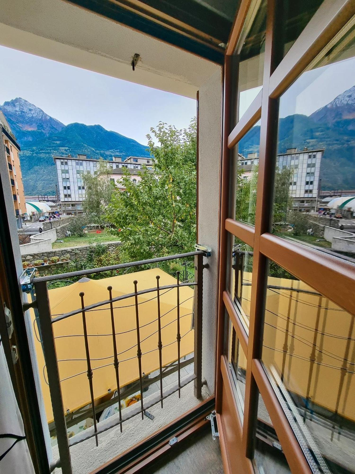 Maison Bodroz Appartamento Charme Aosta Exterior foto